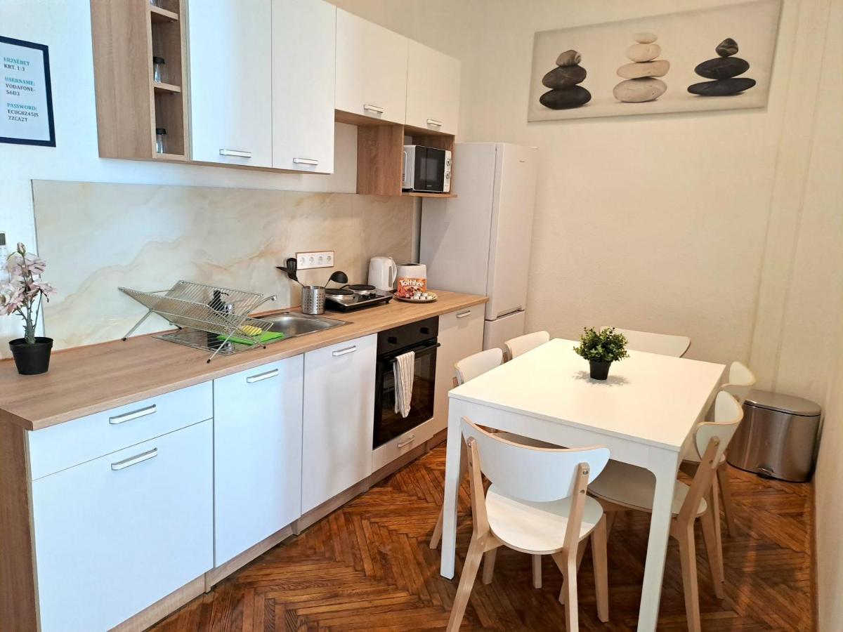 Emerald Apartment 布达佩斯 外观 照片
