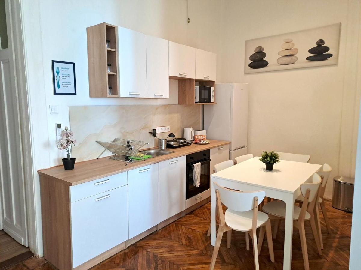 Emerald Apartment 布达佩斯 外观 照片